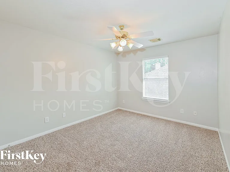 20314 Umber Oak Ct — Photo 13