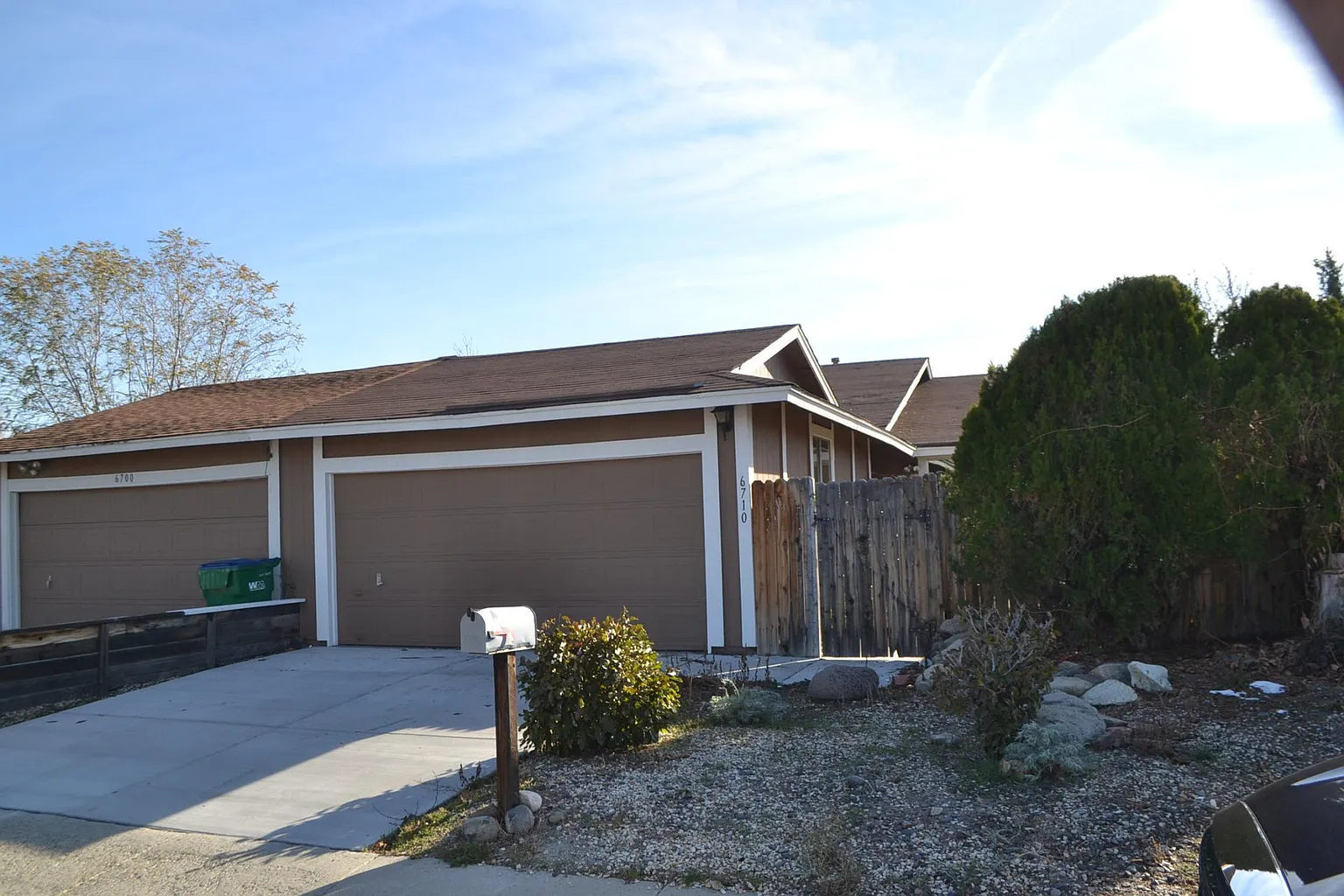 6710 Lotus St photo 1