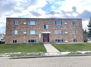 1025 4th Ave N, New Rockford, ND 58356