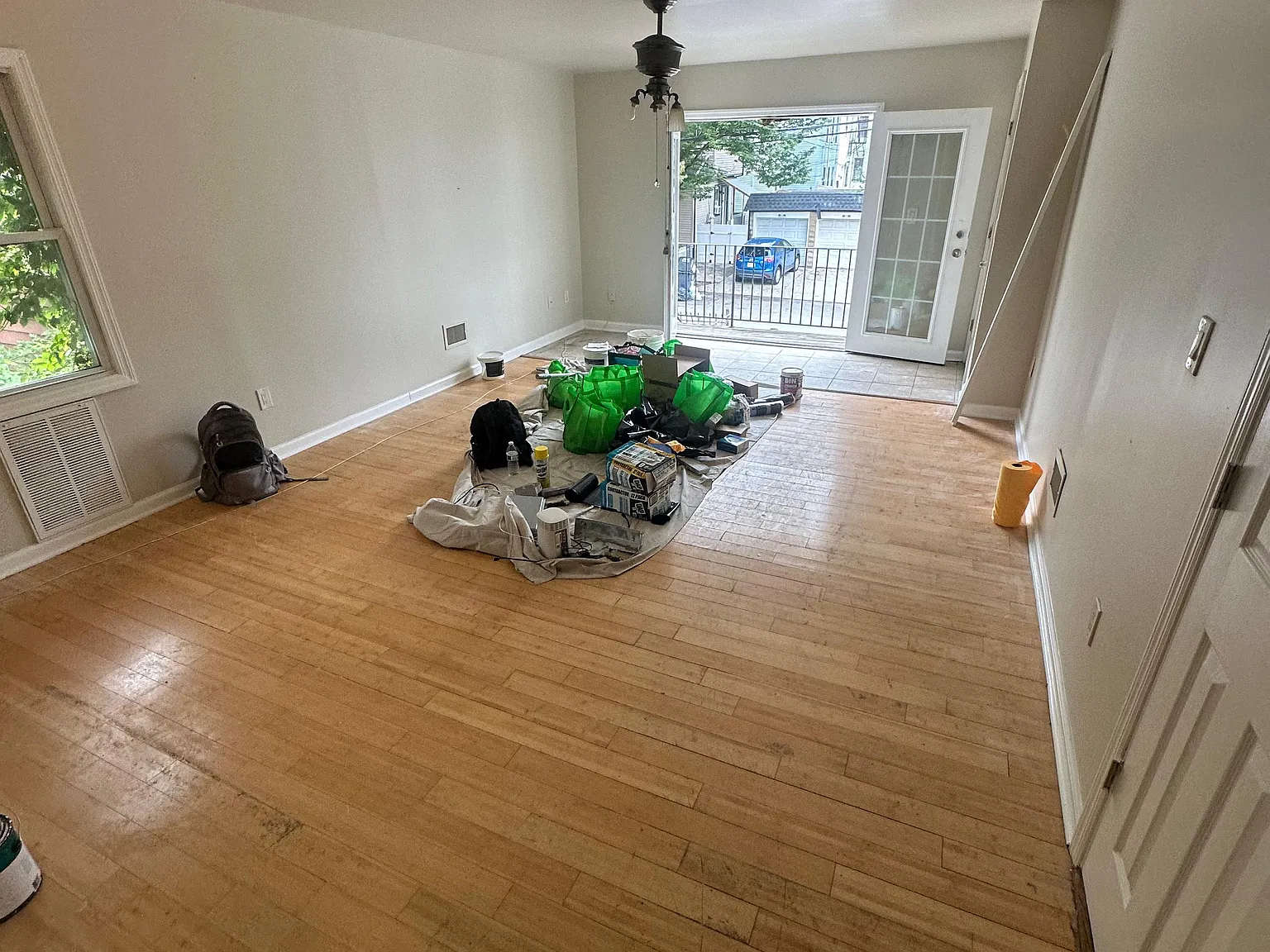 5 bed, $3,500 — Photo 1