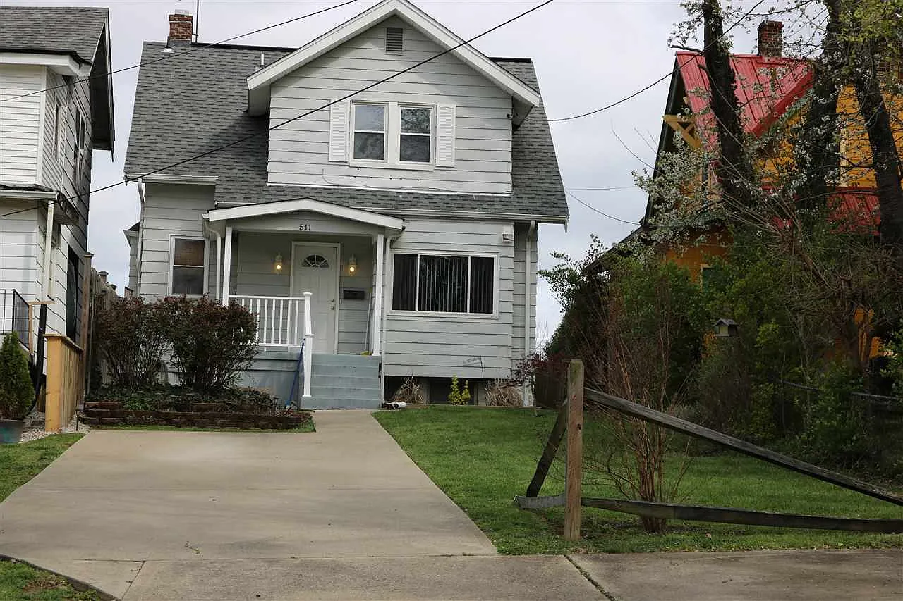 511 10th Ave photo 1