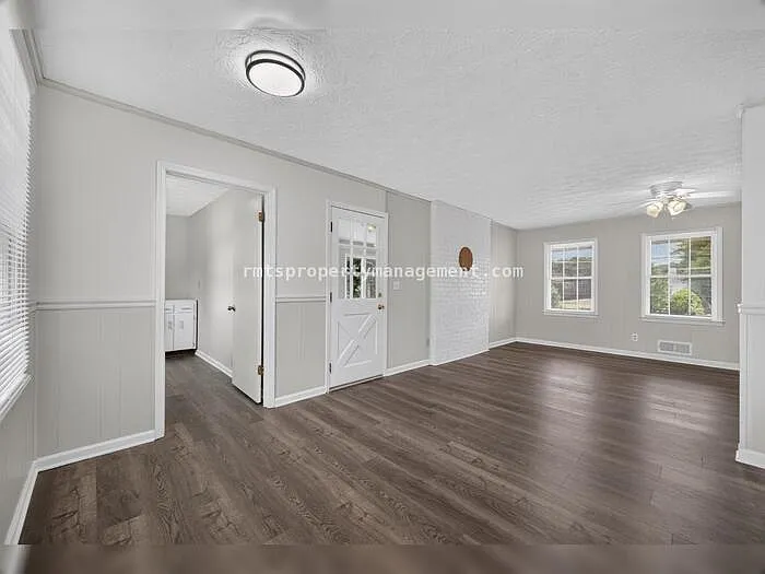 2591 Doc Hughes Rd — Photo 17