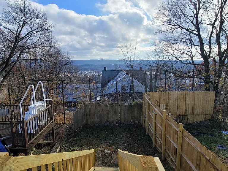 262 Indiana Ave — Photo 14