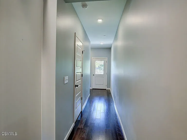 216 Saint Anthony St — Photo 6