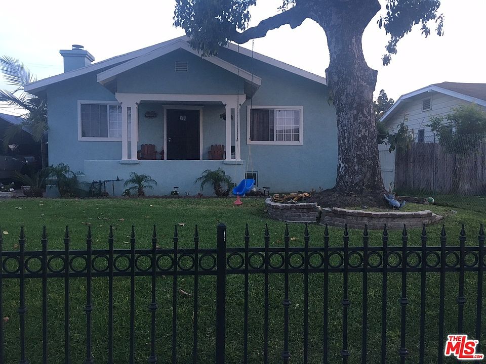 1st image of 1116 W 73rd St