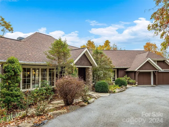 409 Elk Mountain Trl, Brevard, NC 28712