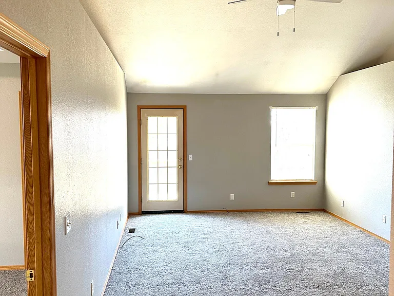 781 W Juniper Ln — Photo 13