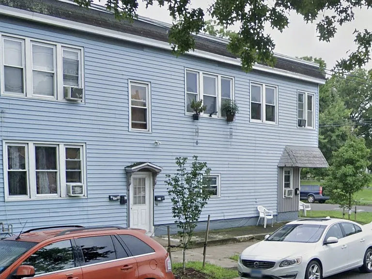 57 Maltby St #14 — Photo 7