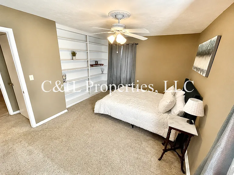 256 Sherwood Dr — Photo 15