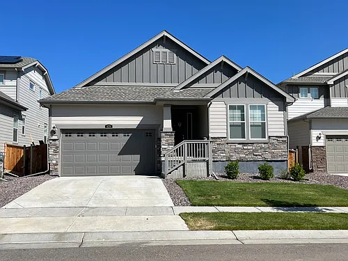 679 176th Ave Photo 1