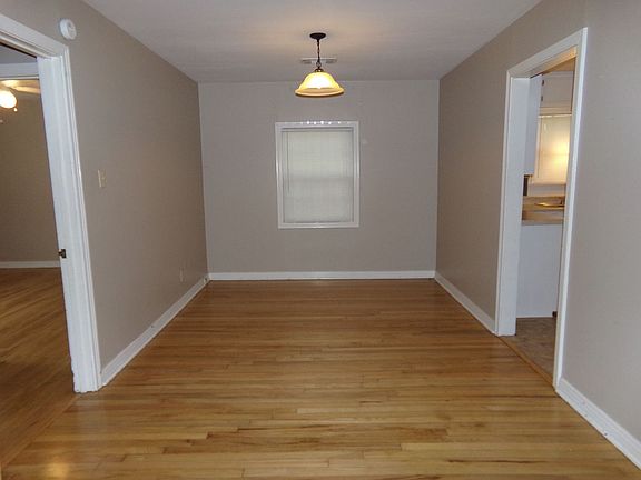 4th image of 1207 E Kent Dr