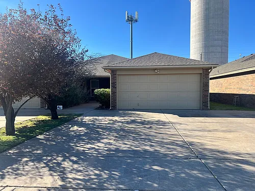 3415 49th St Photo 1
