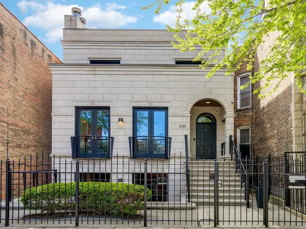 (undisclosed Address), Chicago, IL 60622