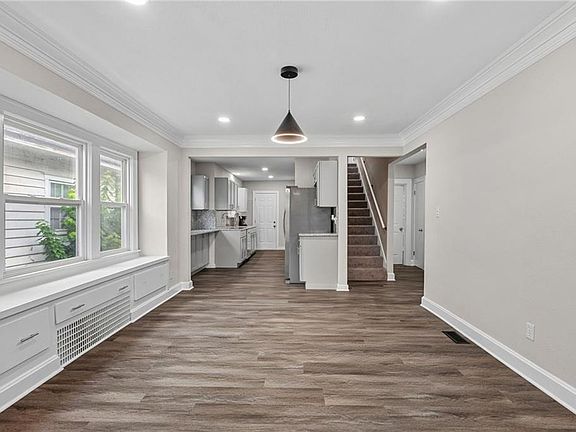 5th image of 1903 Elizabeth Ave