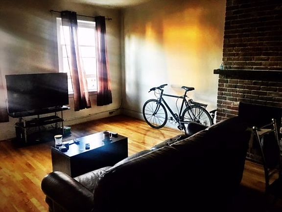 3rd image of 148 Montague St APT 5