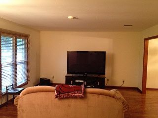 4th image of 6622 Oakview Dr N