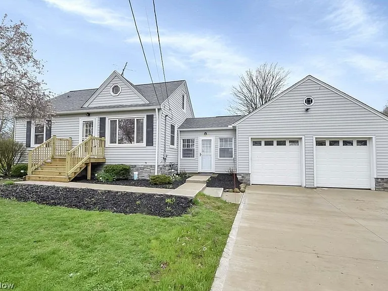 33381 Detroit Rd — Photo 42