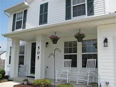 3rd image of 505 Veracruz Ct