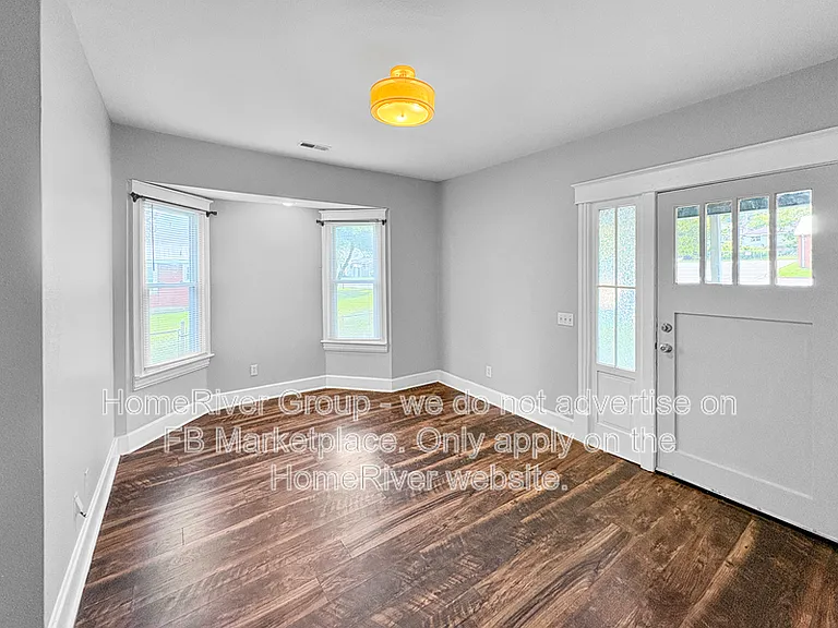 4315 13th Ave — Photo 5