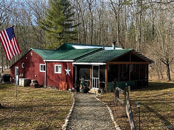 2nd image of 7689 Slusher Hill Rd