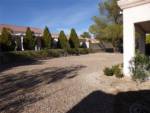 2nd image of 2513 Desert Butte Dr #0