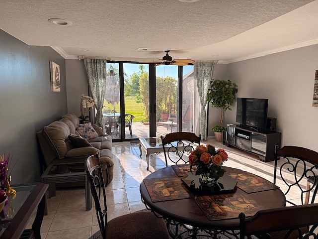 1st image of 4553 Luxemburg Ct