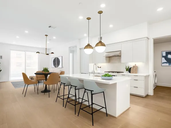 2A Plan, Vantage at The Station