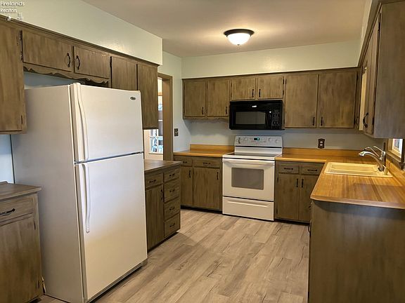 4th image of 29 Parkview Dr