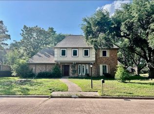 13719 Foxmoor Ln, Houston, TX 77069