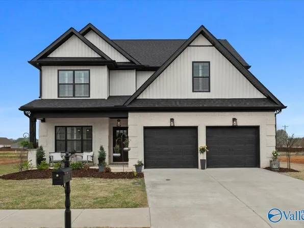 16959 Whispering Pnes, Athens, AL 35611