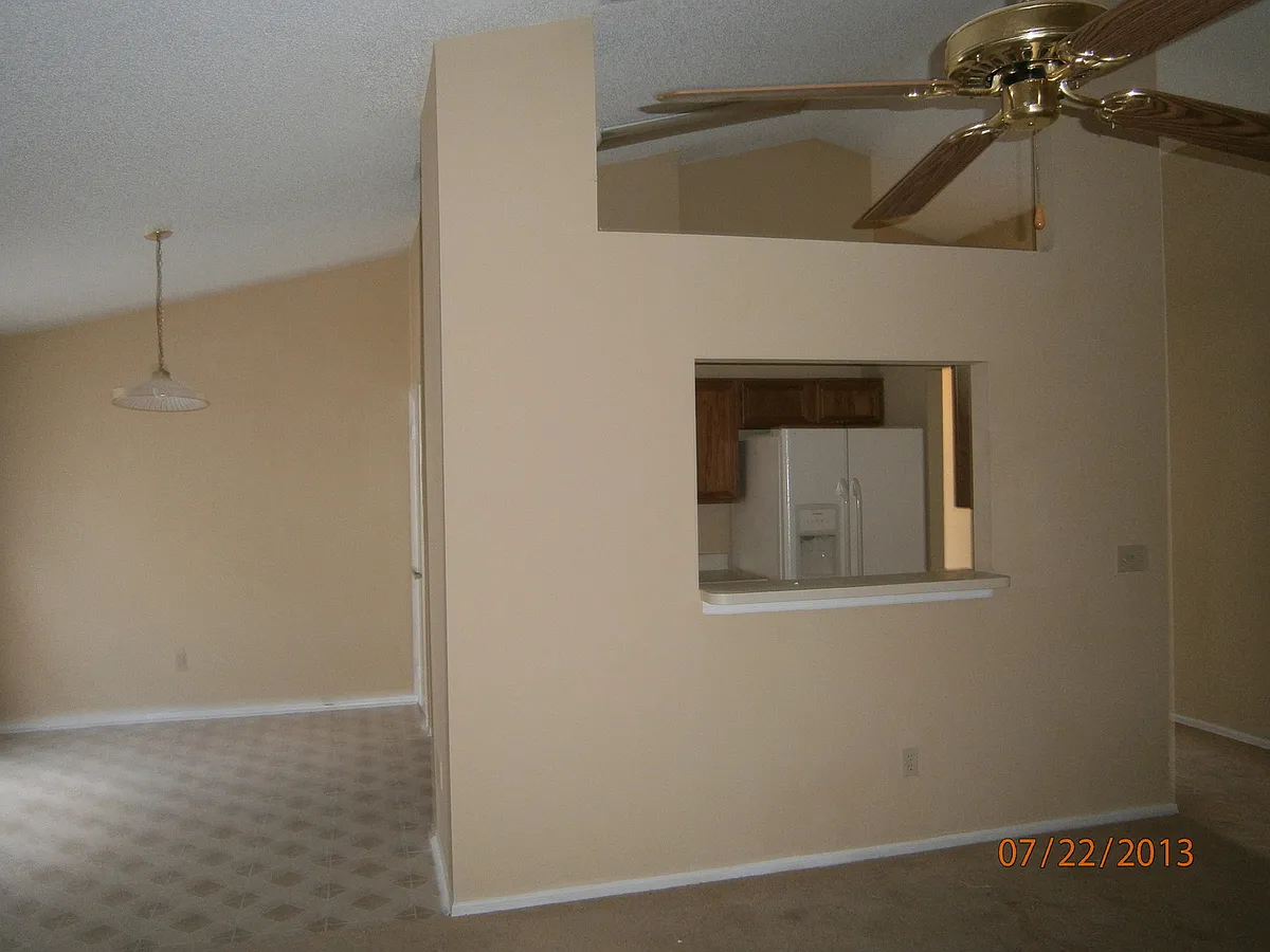 Building Photo - 3723 Narroline Dr