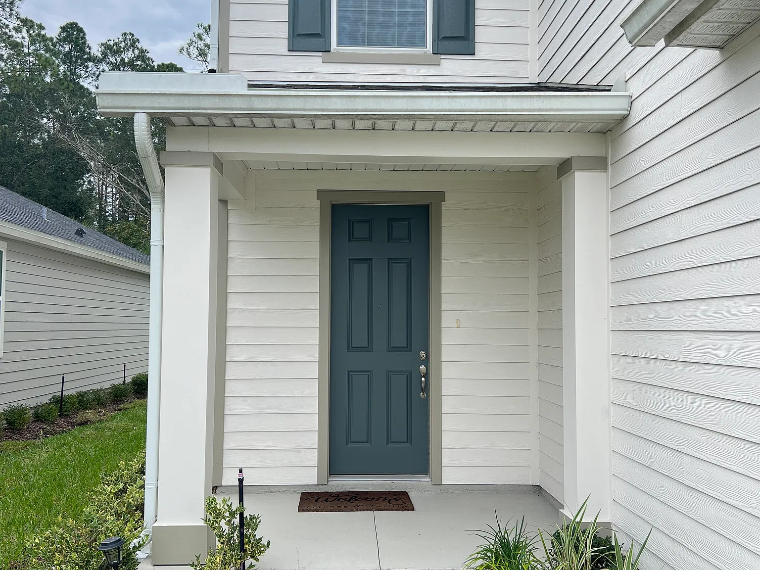 4 bed, 2387 sqft, $2,800 — Photo 2