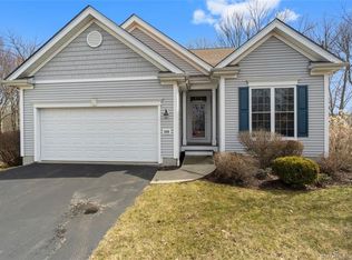 608 Birdie Dr UNIT 608, Oxford, CT 06478
