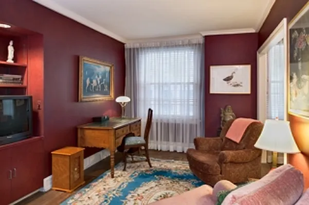 Sold by Fox Residential Group | media 5