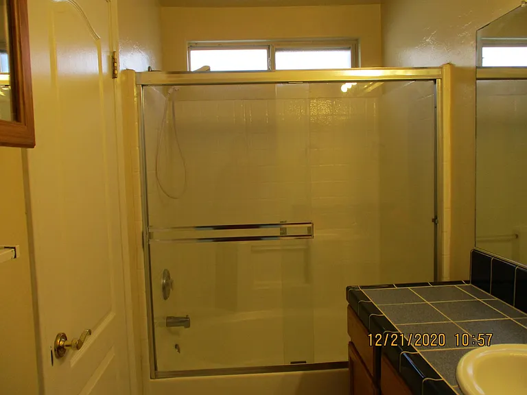 2910 Colville Ave — Photo 13