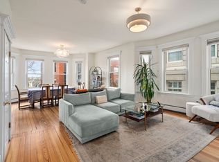6 Eight Bartlett St #3, Charlestown, MA 02129
