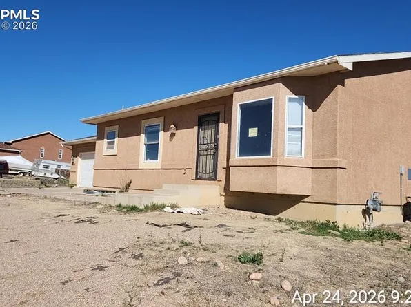 1695 E Buffalo Ln, Pueblo West, CO 81007