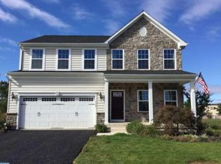 1949 Alamingo Dr, Quakertown, PA 18951