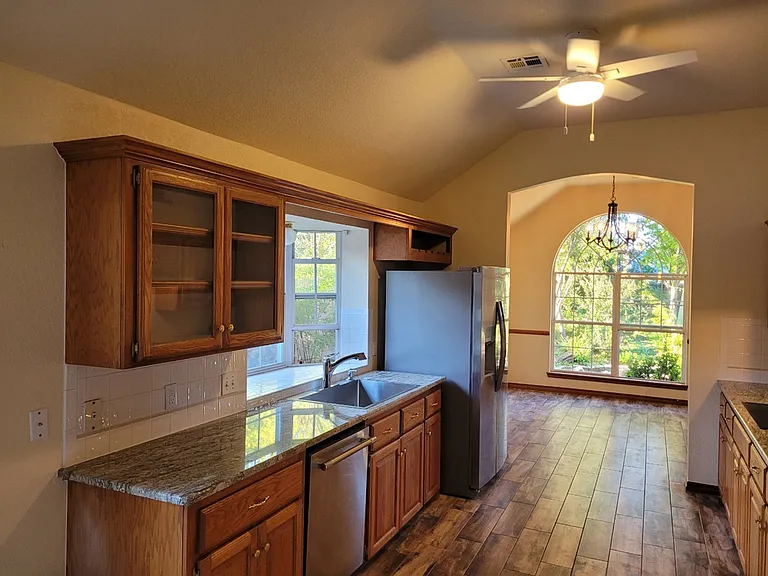 4917 Baker St — Photo 20