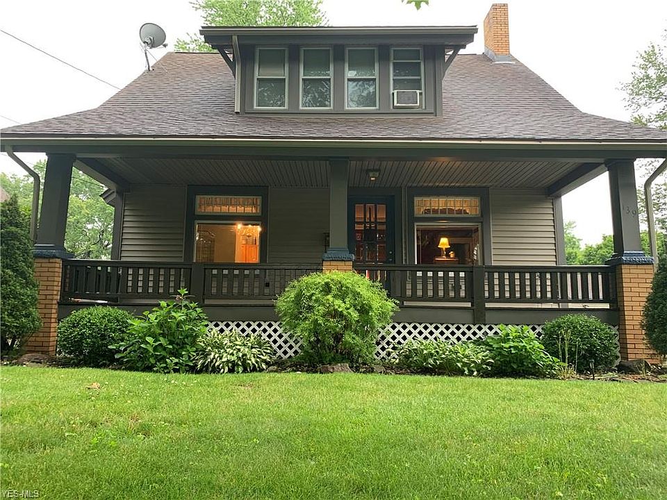 1st image of 139 Meadowbrook Ave