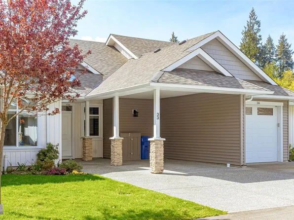 300 Grosskleg Way #33, Lake Cowichan, BC V0R 2G1