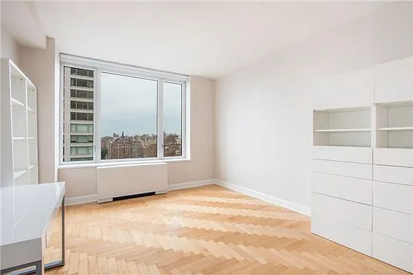 Rented by Triumph Property Group | media 5
