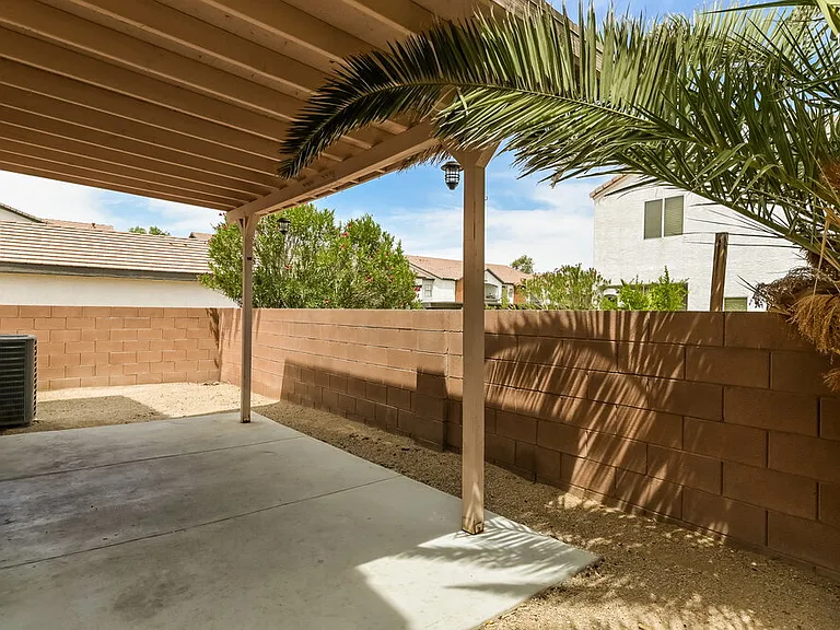 6002 Aripeka St — Photo 16