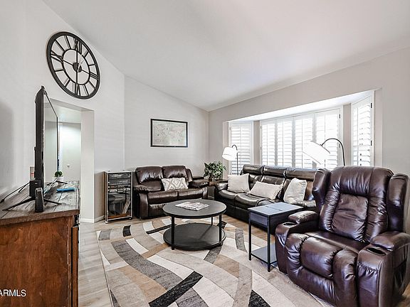 3rd image of 14803 W GREYSTONE Drive