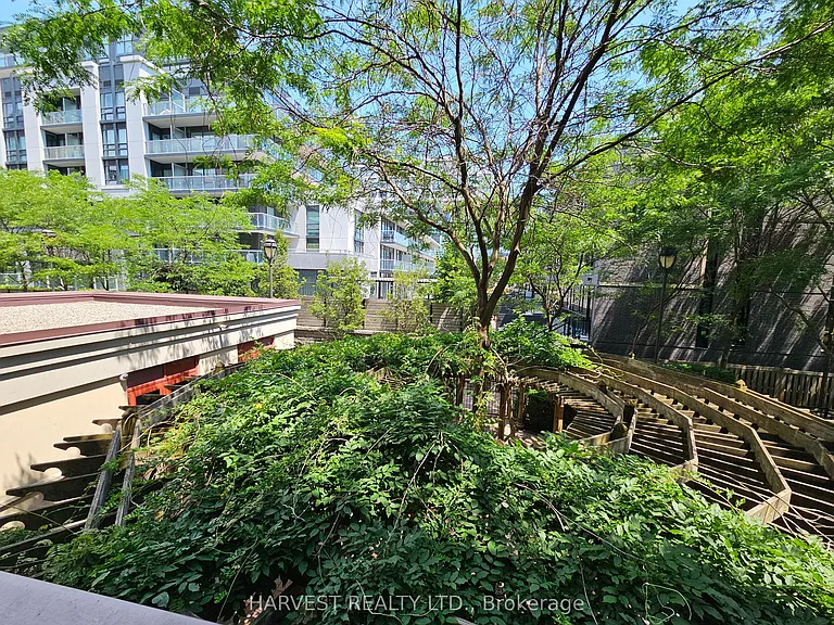 23 Rean Dr #203 — Photo 13