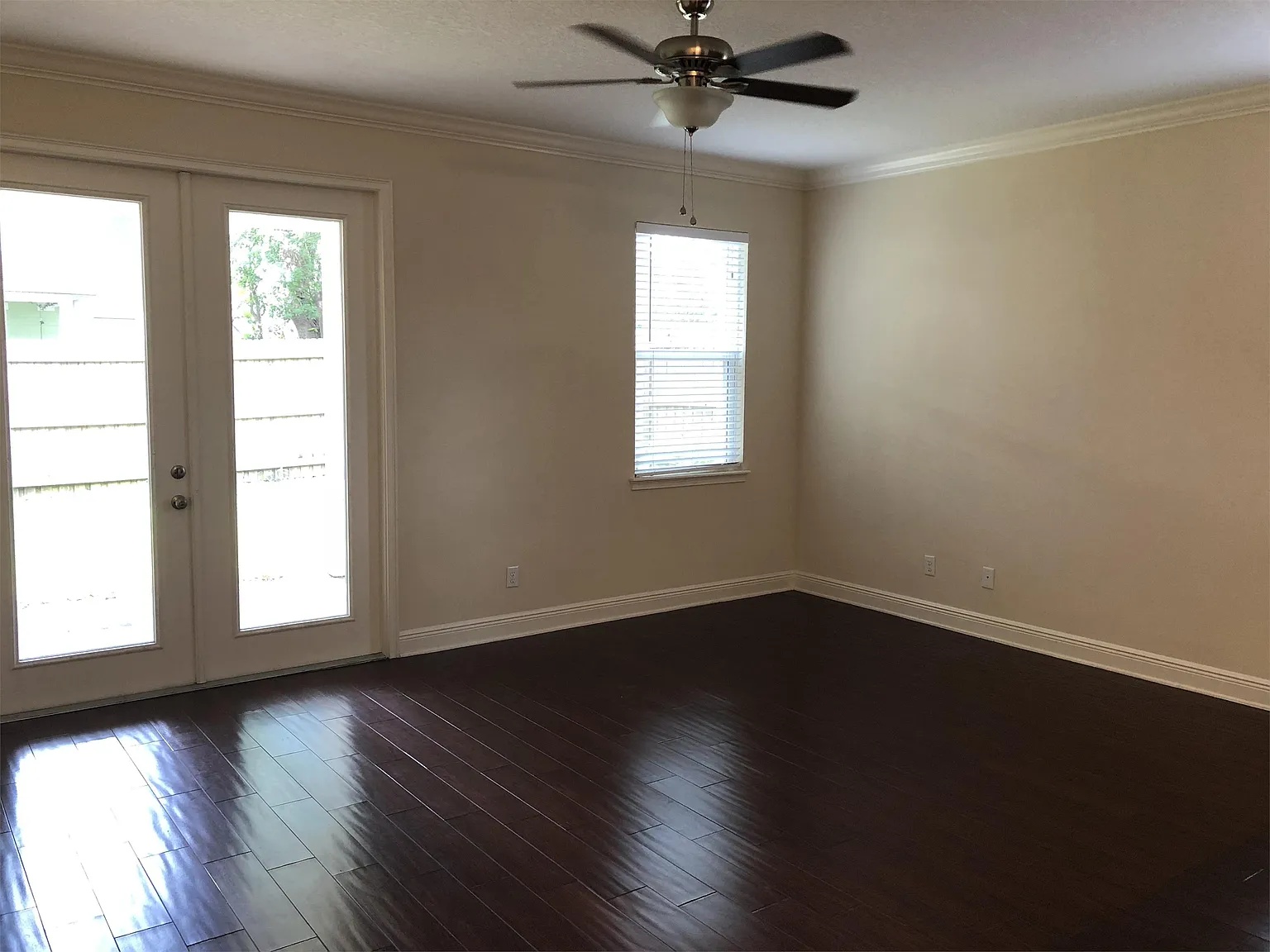 2553 South Mills Avenue Unit B - 1 — Photo 4