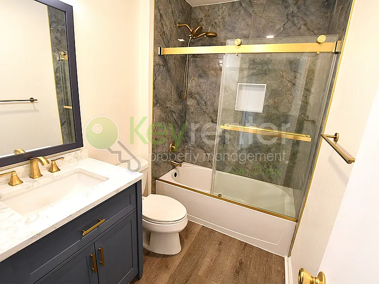 6390 Rancho Mission Rd #215 — Photo 16