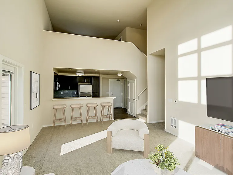 Aviara — Photo 11
