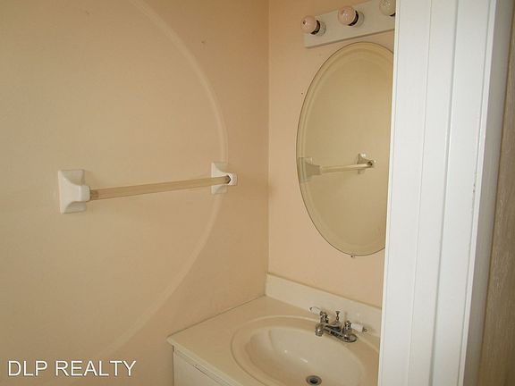 5th image of 3760 S Atlantic Ave APT 8