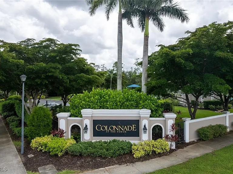 9999 Chiana Cir — Photo 44